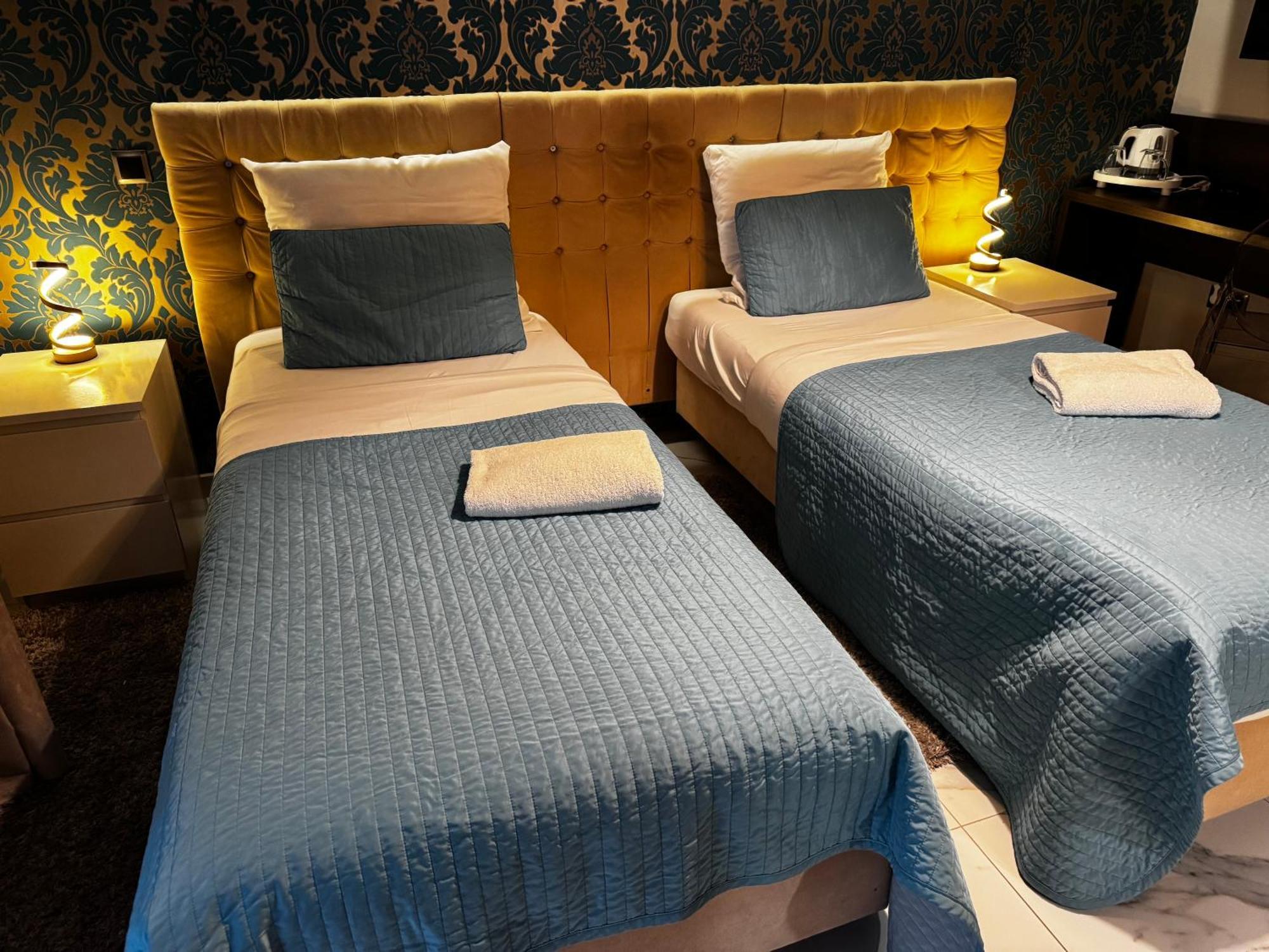 B&M Guesthouse Oświęcim  Eksteriør billede