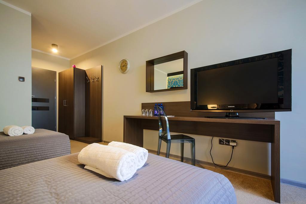 B&M Guesthouse Oświęcim  Eksteriør billede