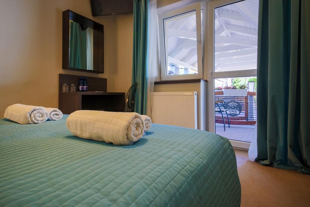 B&M Guesthouse Oświęcim  Eksteriør billede