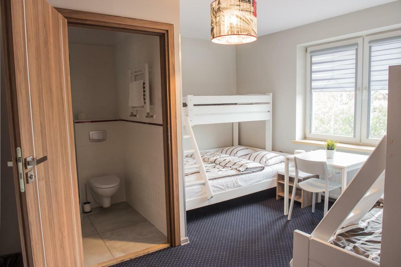B&M Guesthouse Oświęcim  Eksteriør billede